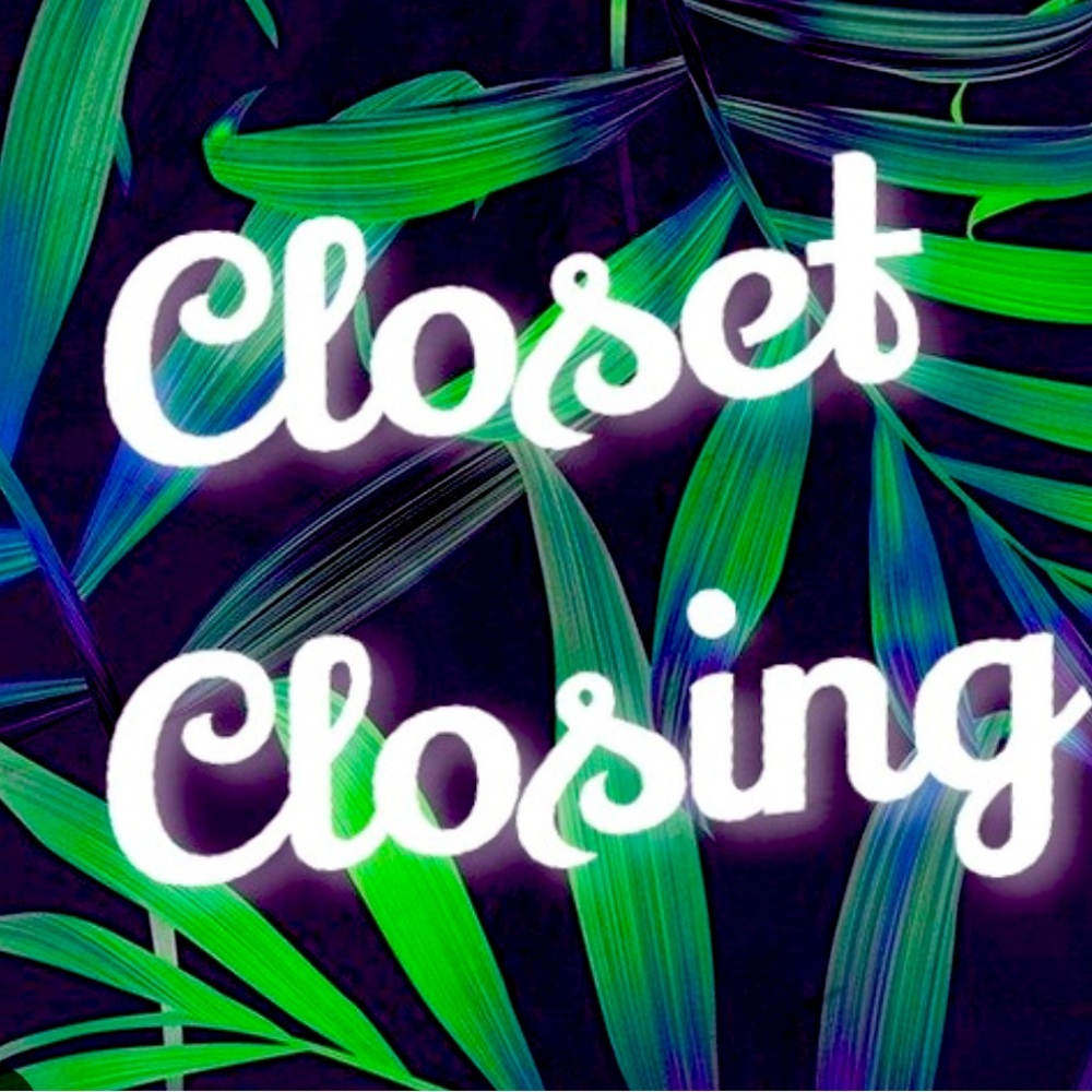 Closet closed! All items have been donated.